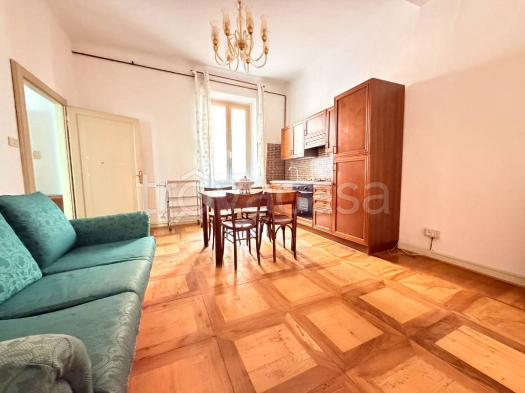 appartamento in affitto a Modena in zona Centro Storico