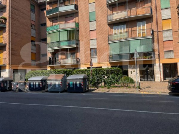 negozio in affitto a Modena in zona Sant'Agnese