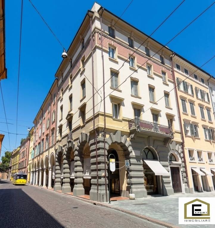 appartamento in affitto a Modena in zona Centro Storico