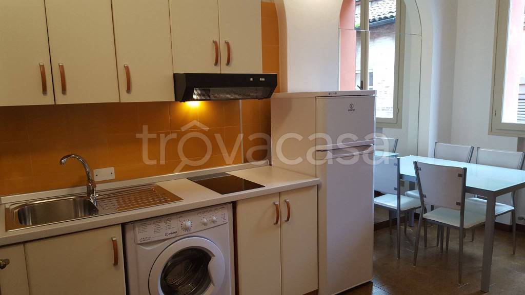 appartamento in affitto a Modena in zona Centro Storico