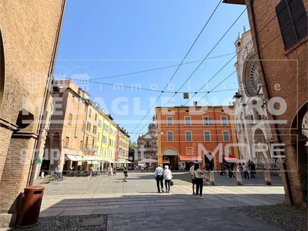 ufficio in affitto a Modena in zona Centro Storico