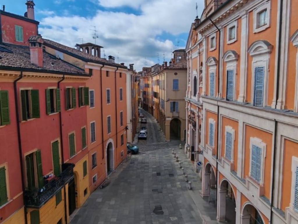 appartamento in affitto a Modena in zona Centro Storico