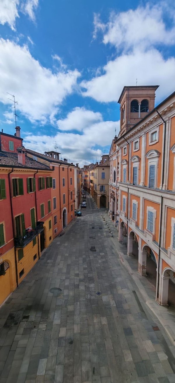 appartamento in affitto a Modena in zona Centro Storico