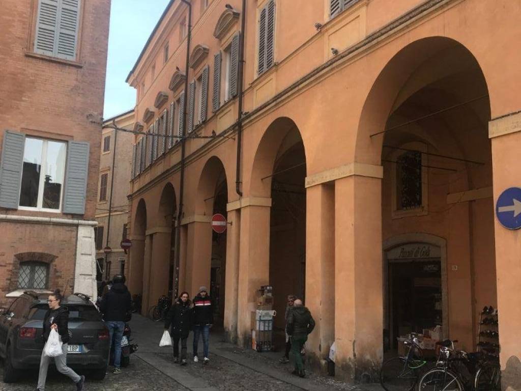 appartamento in affitto a Modena in zona Centro Storico