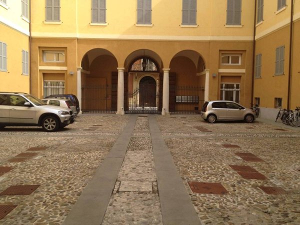 appartamento in affitto a Modena in zona Centro Storico