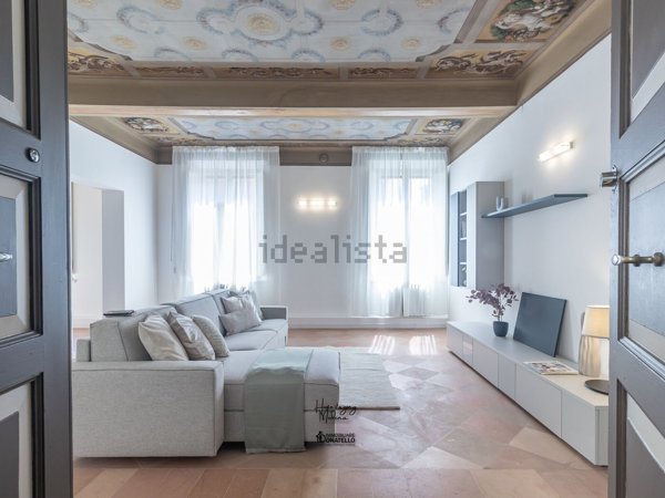 appartamento in affitto a Modena in zona Centro Storico