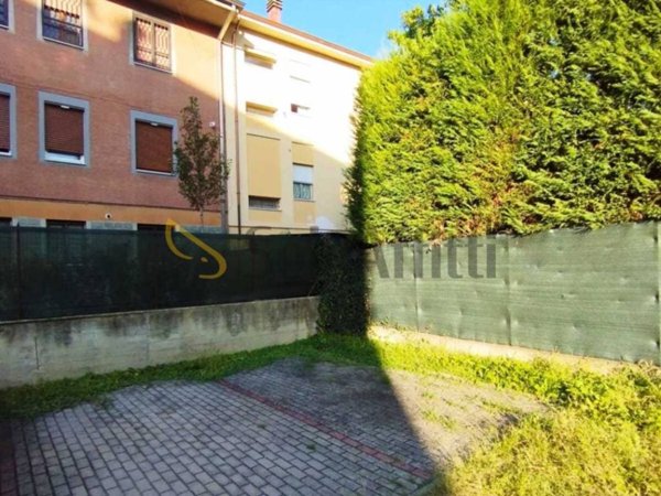 box auto in affitto a Modena in zona Buon Pastore