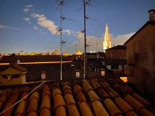 appartamento in affitto a Modena in zona Centro Storico