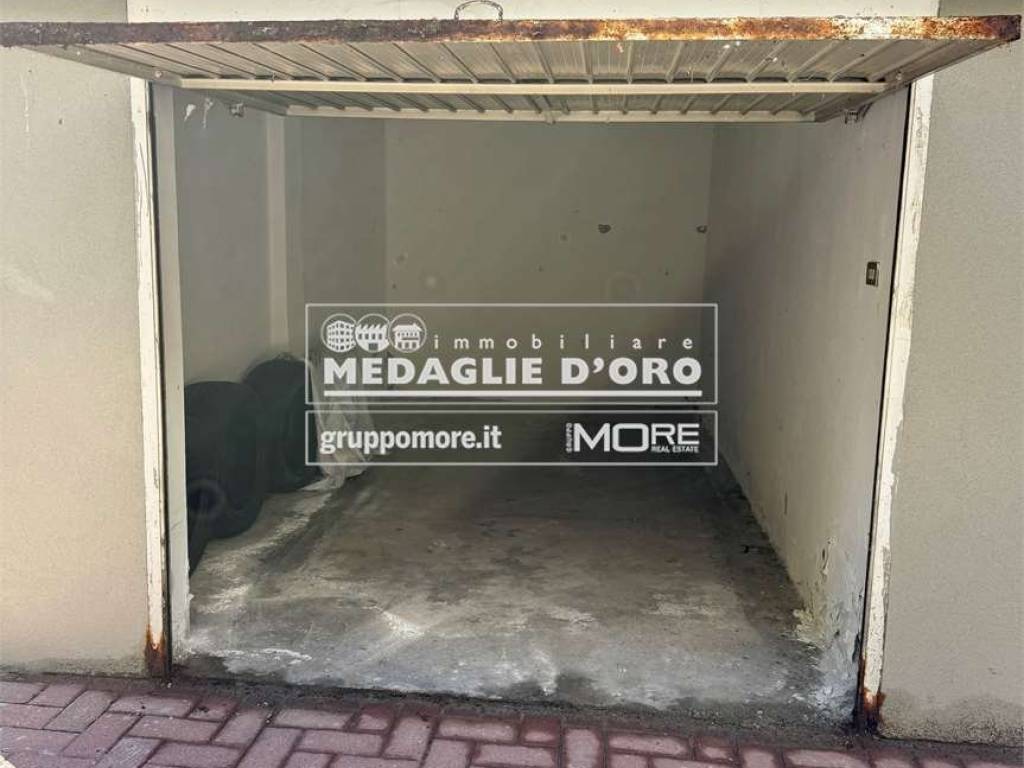 box auto in affitto a Modena in zona Centro Storico