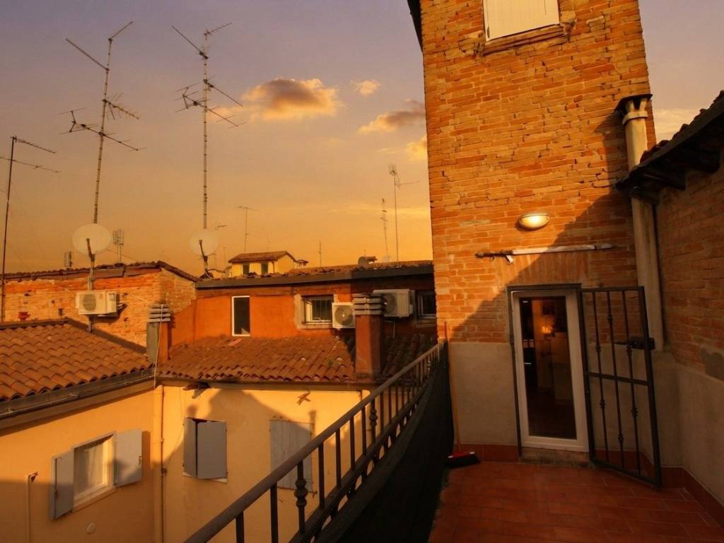 appartamento in affitto a Modena in zona Centro Storico