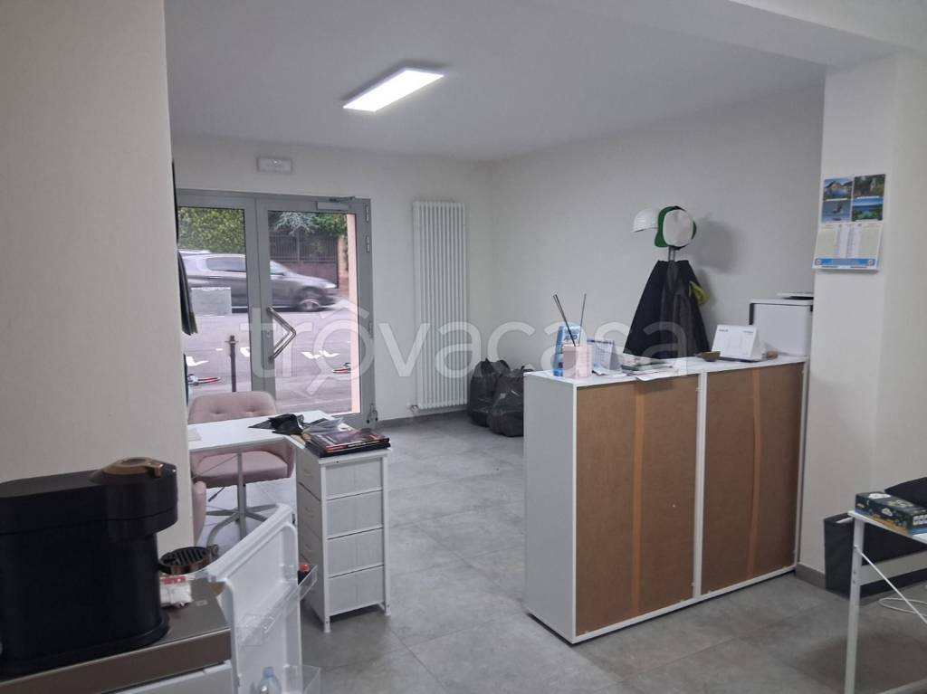 ufficio in affitto a Modena in zona San Faustino