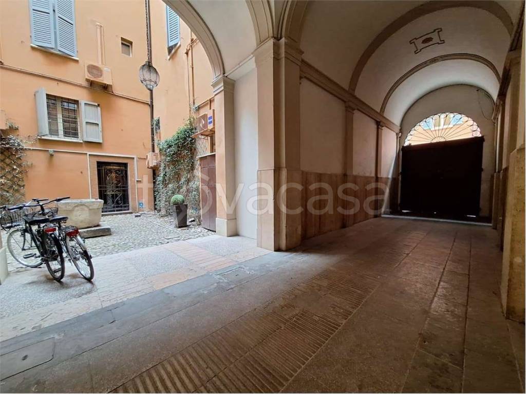 appartamento in affitto a Modena in zona Centro Storico