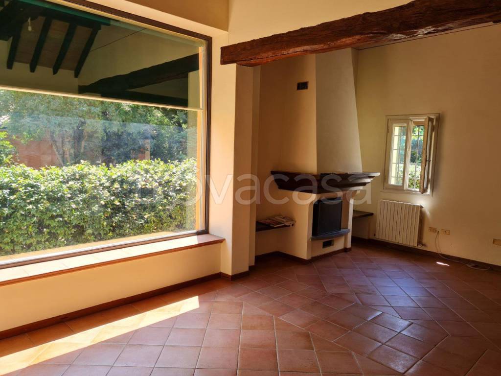 casa indipendente in affitto a Modena in zona San Faustino