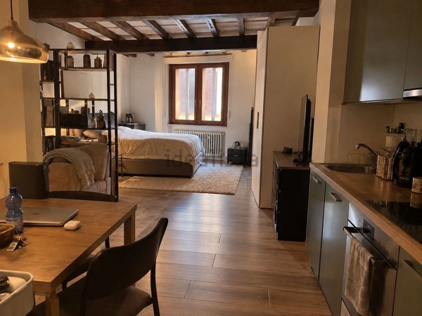 appartamento in affitto a Modena in zona Centro Storico