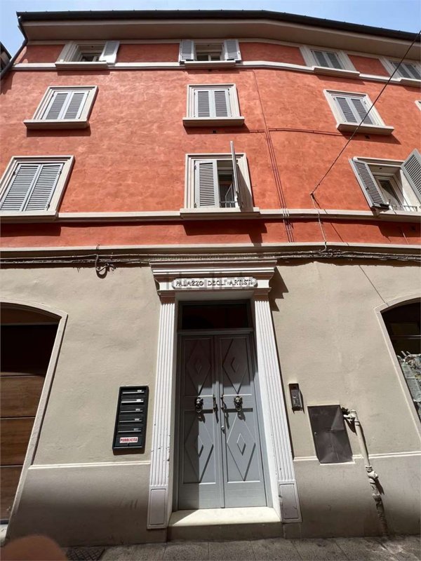 appartamento in affitto a Modena in zona Centro Storico
