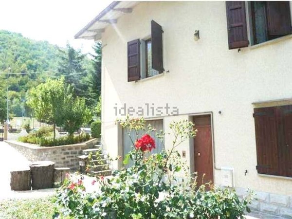 appartamento in affitto a Montecreto in zona Acquaria