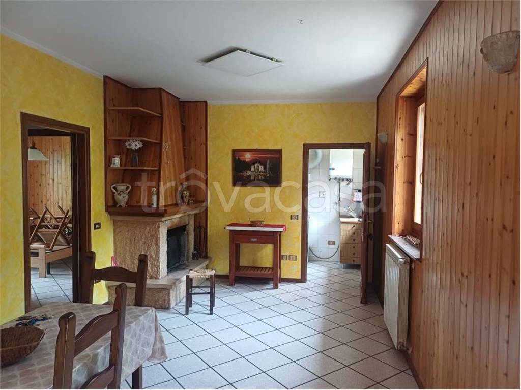 appartamento in affitto a Montecreto