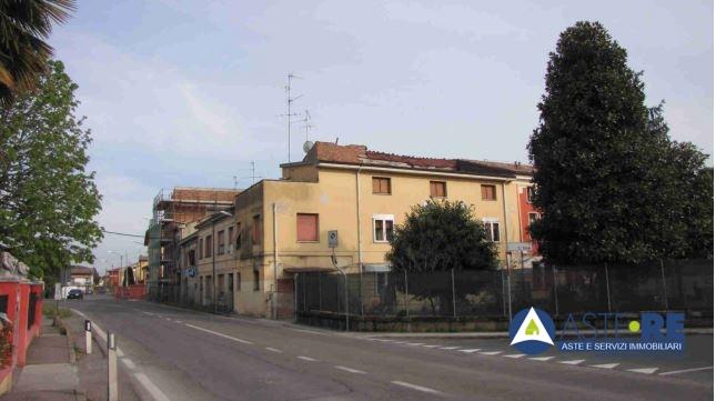 appartamento in affitto a Novi di Modena