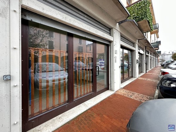 ufficio in affitto a Novi di Modena