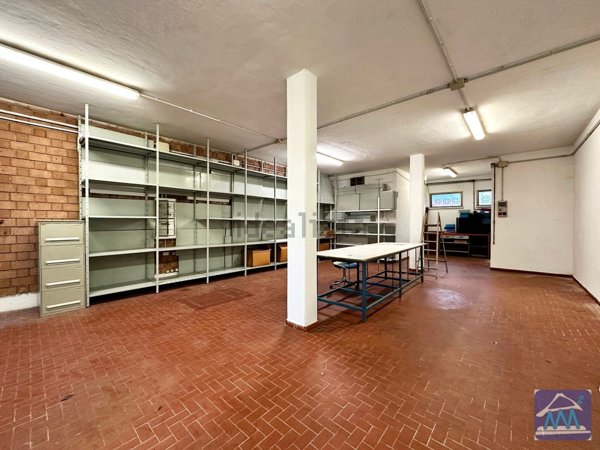 locale di sgombero in affitto a Novi di Modena