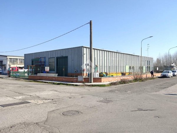 capannone in affitto a Novi di Modena
