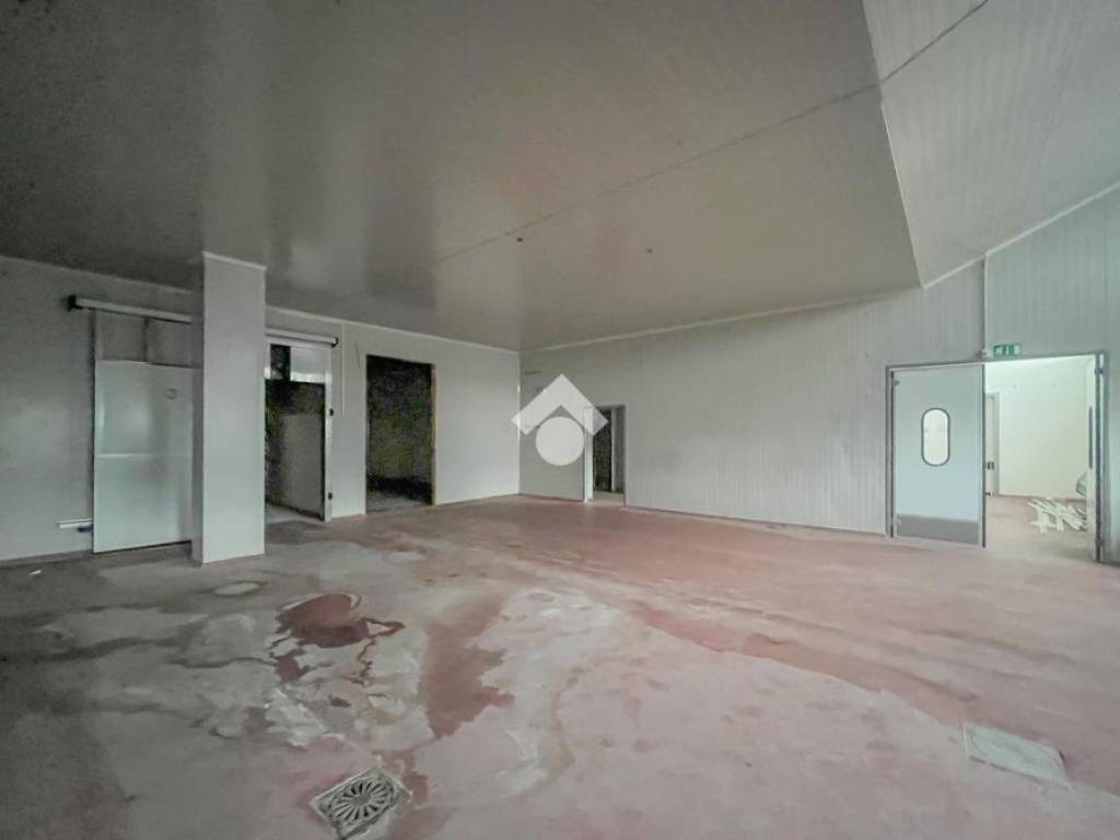 negozio in affitto a Pavullo nel Frignano