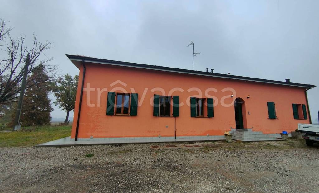 appartamento in affitto a Ravarino in zona Stuffione