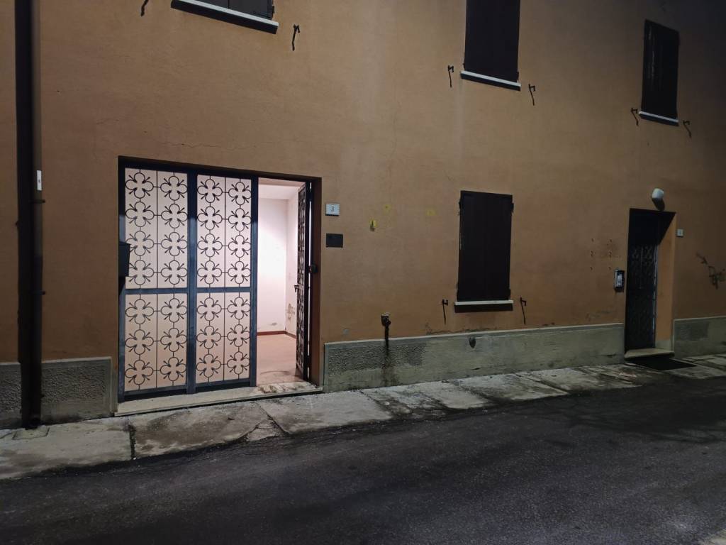 locale commerciale in affitto a San Cesario sul Panaro