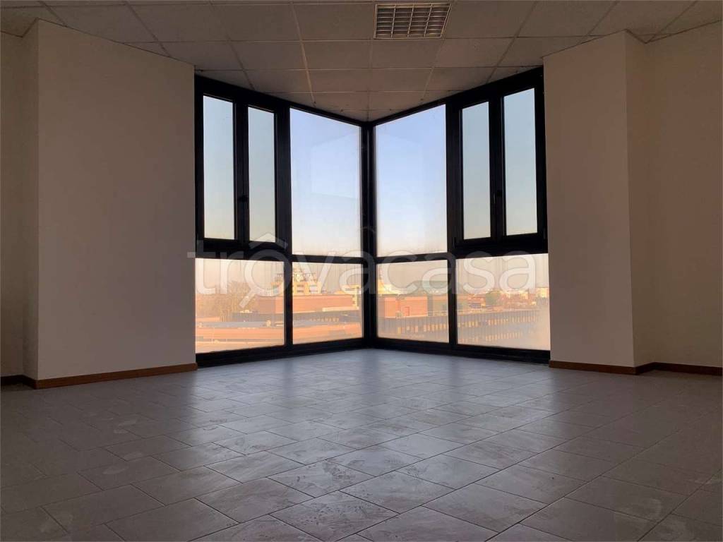 ufficio in affitto a San Prospero