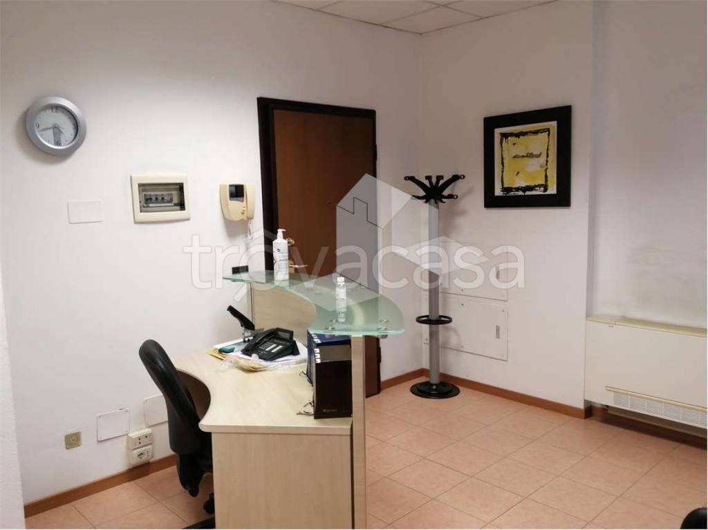 ufficio in affitto a San Prospero