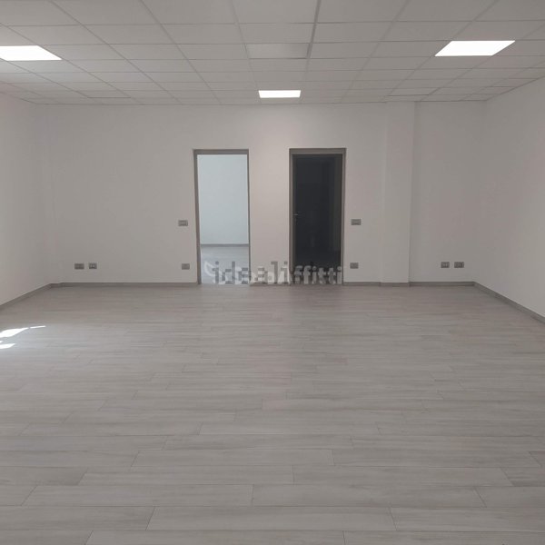 negozio in affitto a Sassuolo