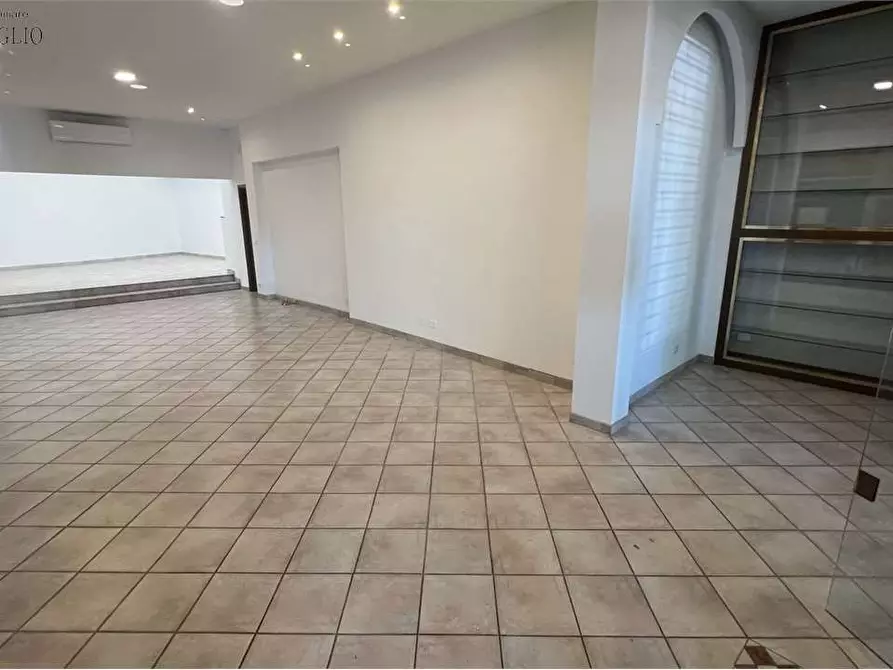 negozio in affitto a Sassuolo