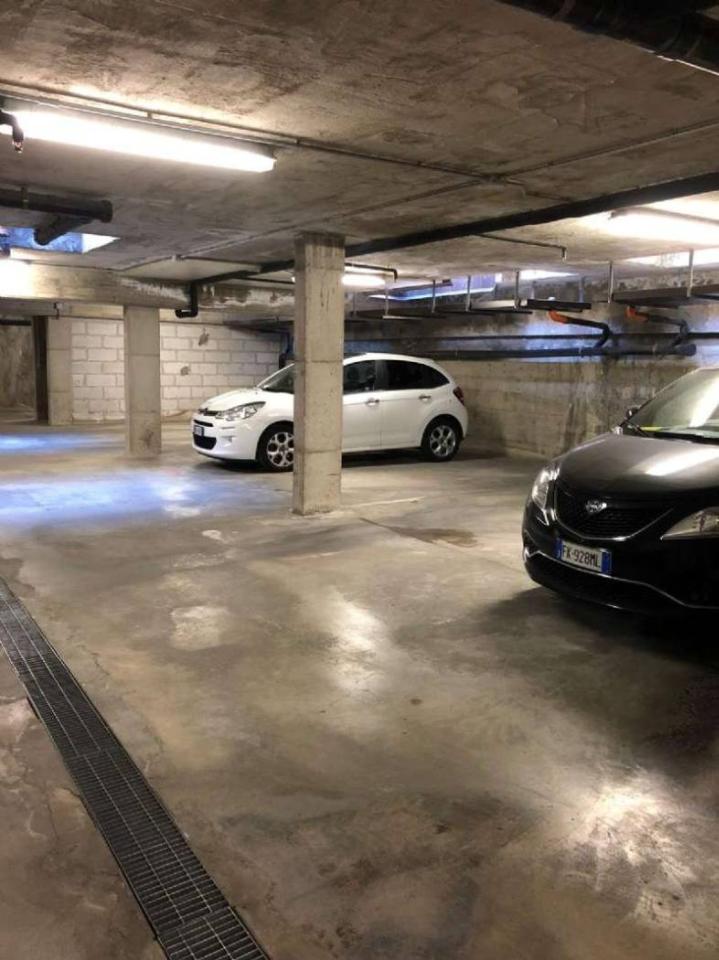 negozio in affitto a Sassuolo in zona Centro Storico / San Giorgio