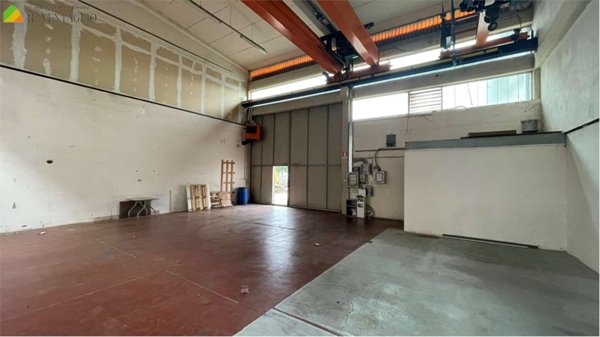 capannone in affitto a Sassuolo