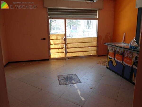 negozio in affitto a Sassuolo