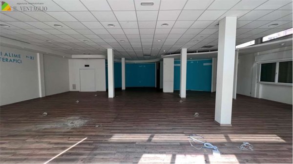 negozio in affitto a Sassuolo
