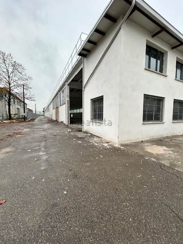 capannone in affitto a Sassuolo