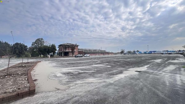 negozio in affitto a Sassuolo