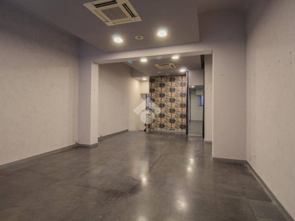 negozio in affitto a Sassuolo