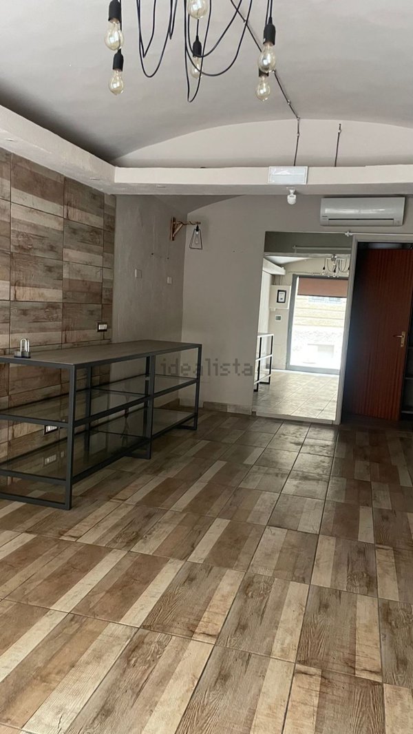 negozio in affitto a Sassuolo