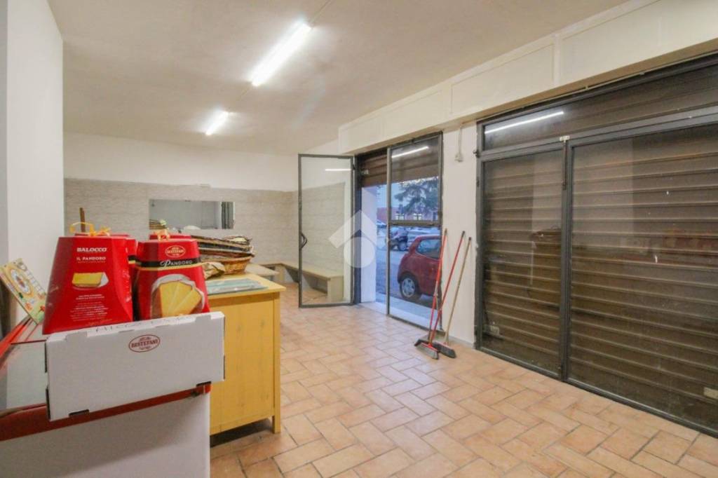 negozio in affitto a Sassuolo