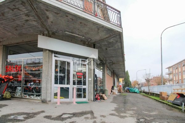 negozio in affitto a Sassuolo