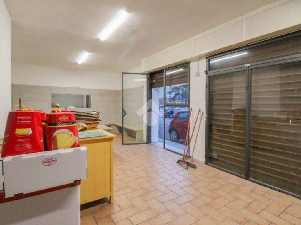 negozio in affitto a Sassuolo