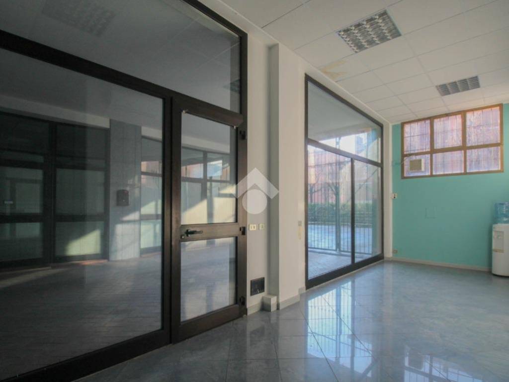 negozio in affitto a Sassuolo