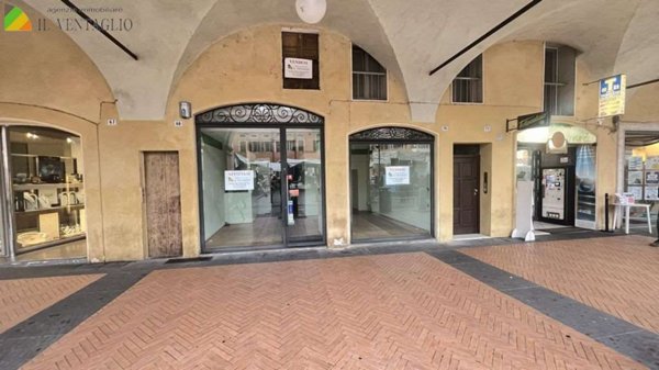 negozio in affitto a Sassuolo in zona Centro Storico / San Giorgio