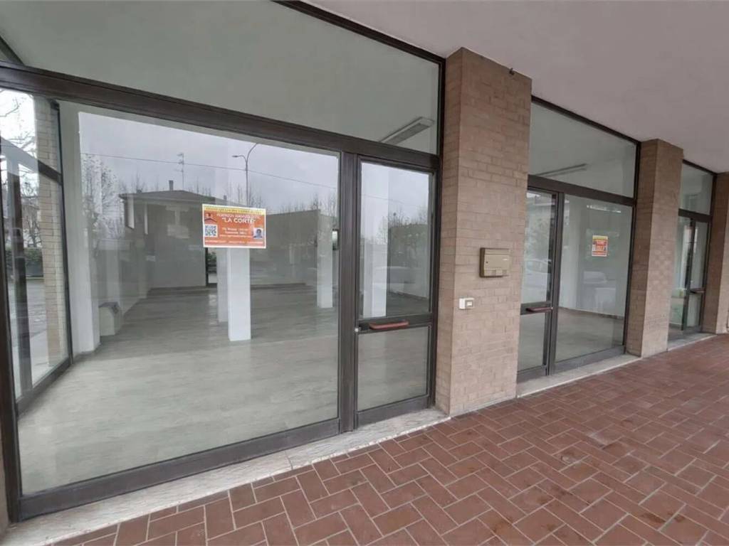 negozio in affitto a Sassuolo