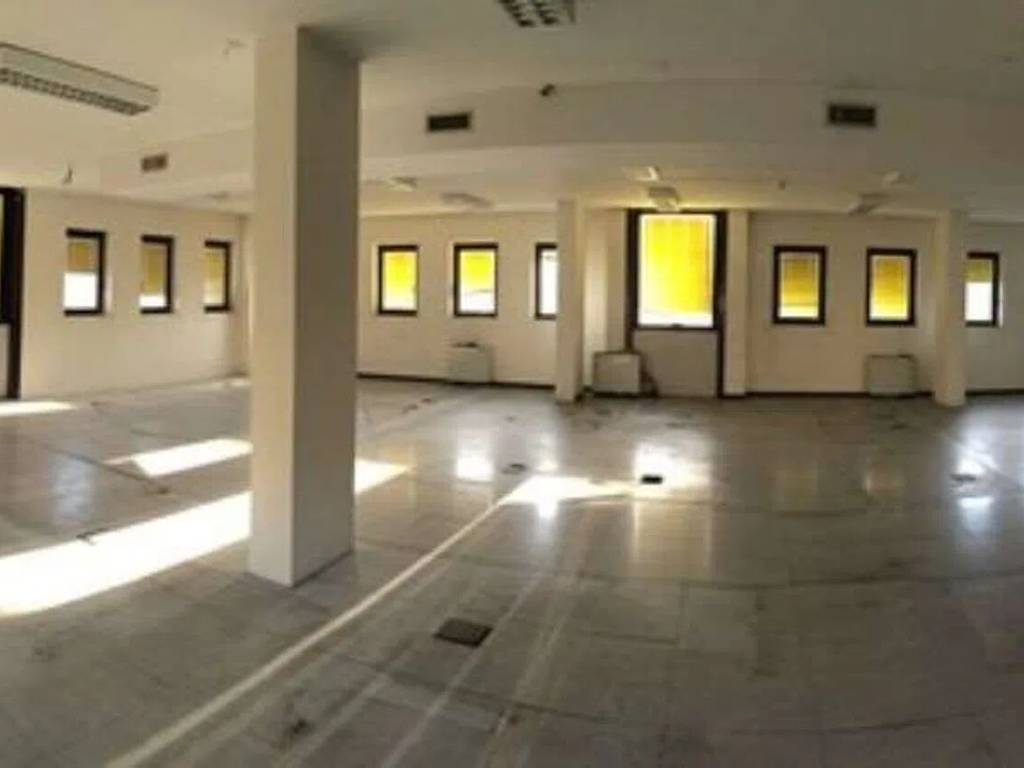 negozio in affitto a Sassuolo