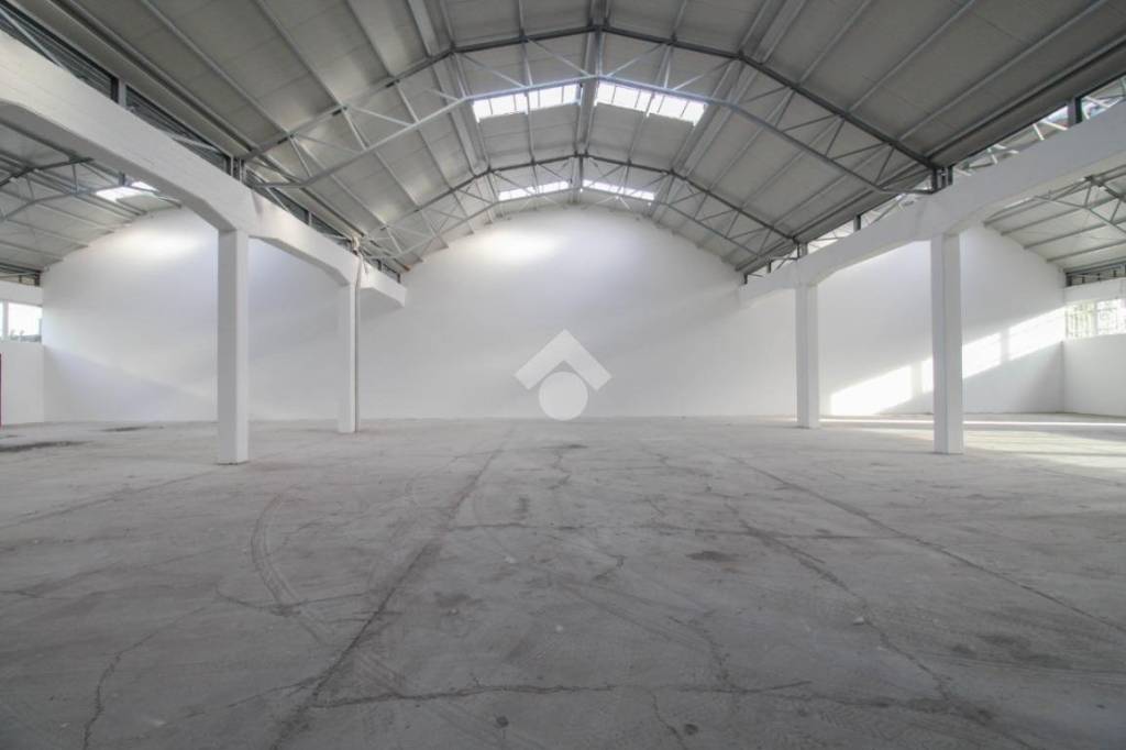 locale commerciale in affitto a Sassuolo