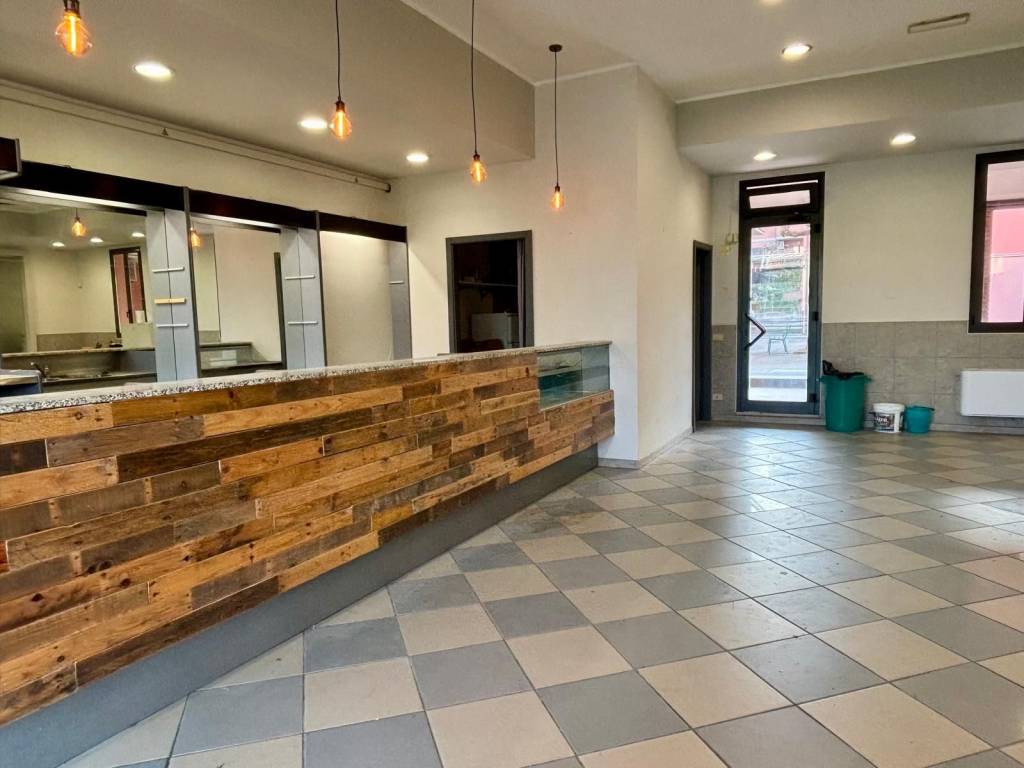 negozio in affitto a Sassuolo