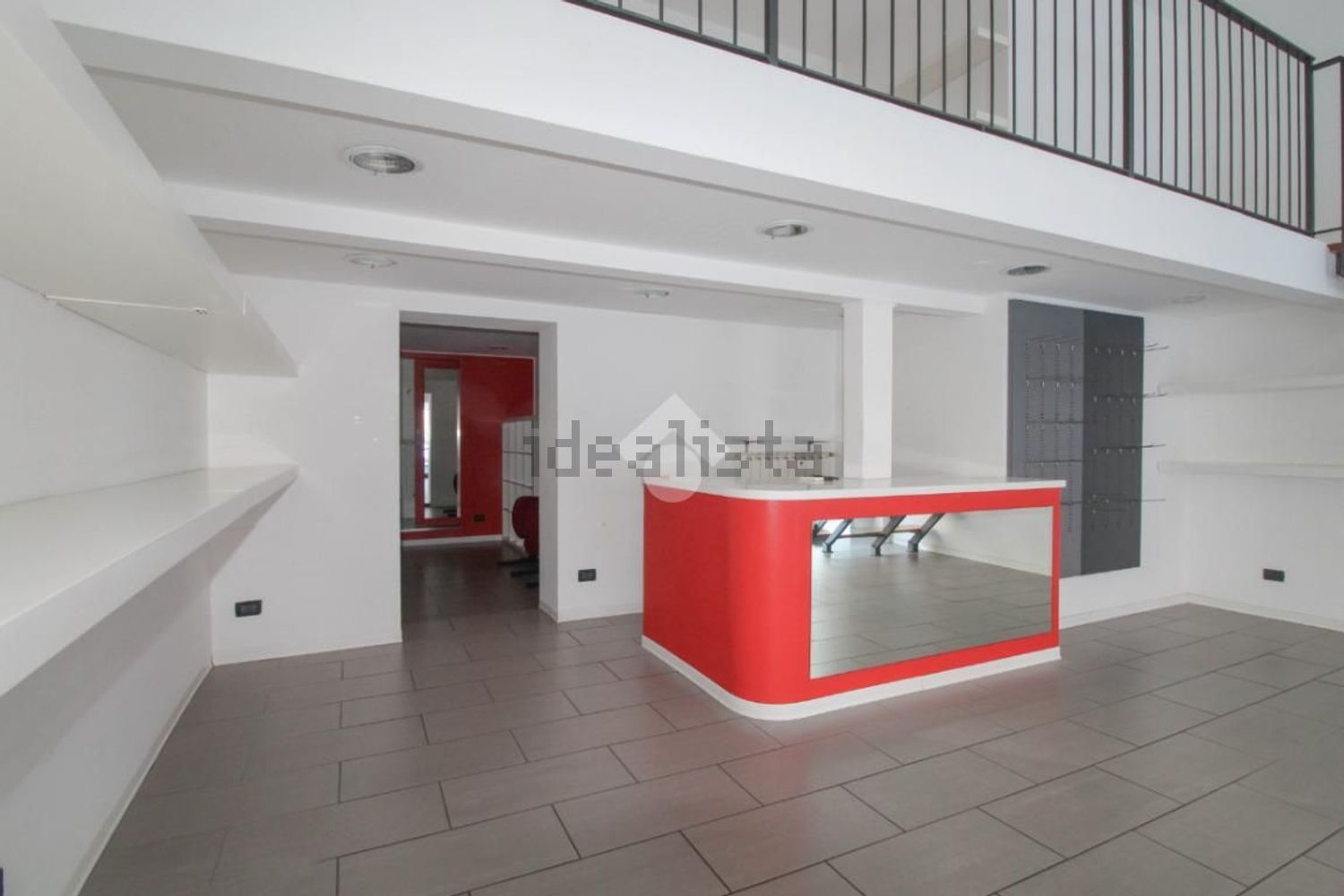 negozio in affitto a Sassuolo